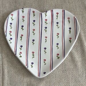 Heart-Shaped Floral Plate
